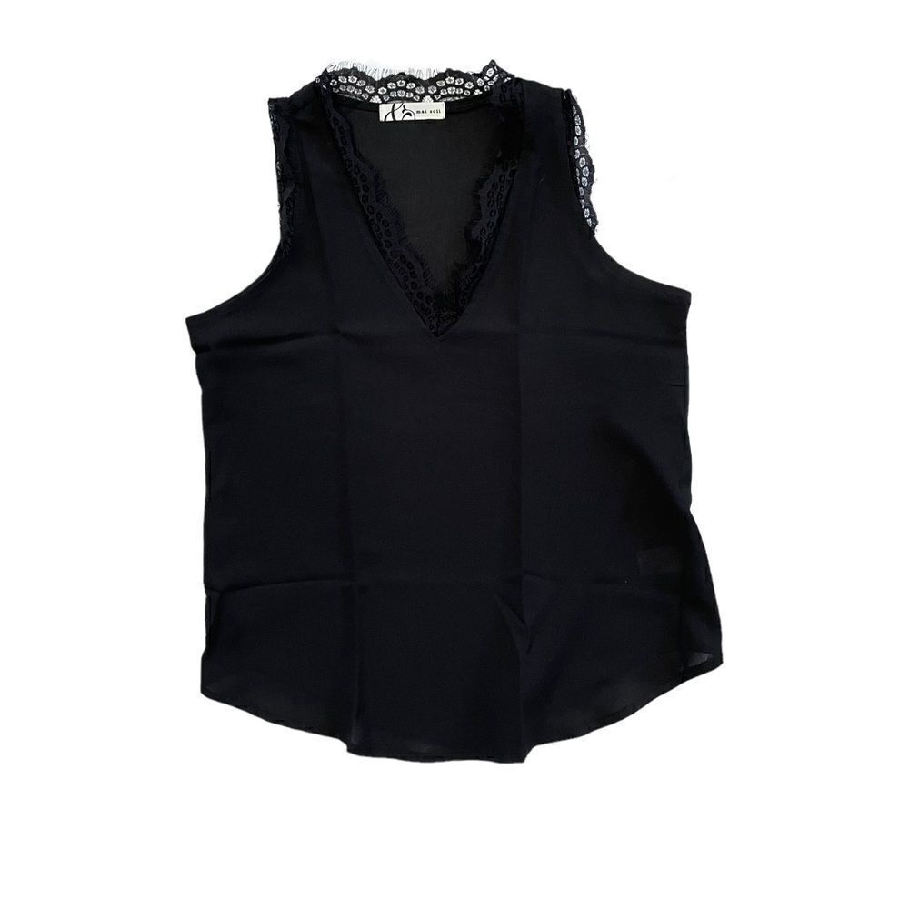 NWOT MAI SOLI Sleeveless V-Neck Lace Detail Blouse Size Small
